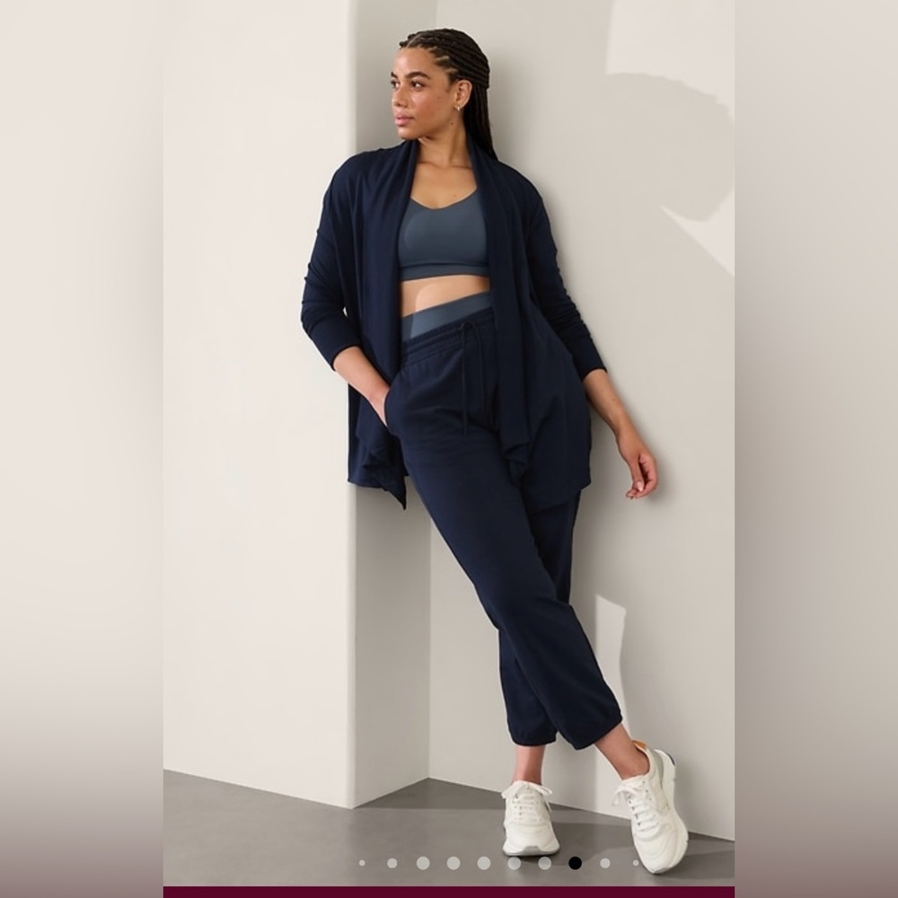 NWT-Athleta Navy Pranayama Restore Wrap, Size 2X